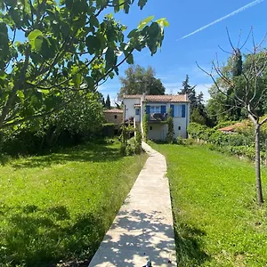  Hébergement de vacances Petite Maison De Charme - Le Jardin Secret D'alice