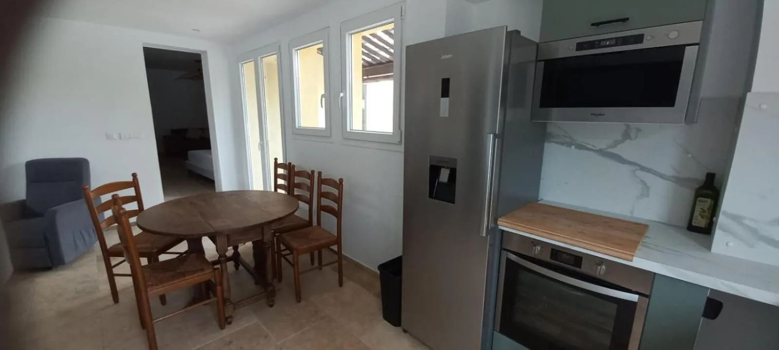 5 Soleils Yourhosthelper Roquebrune-sur-Argens 0*,  France